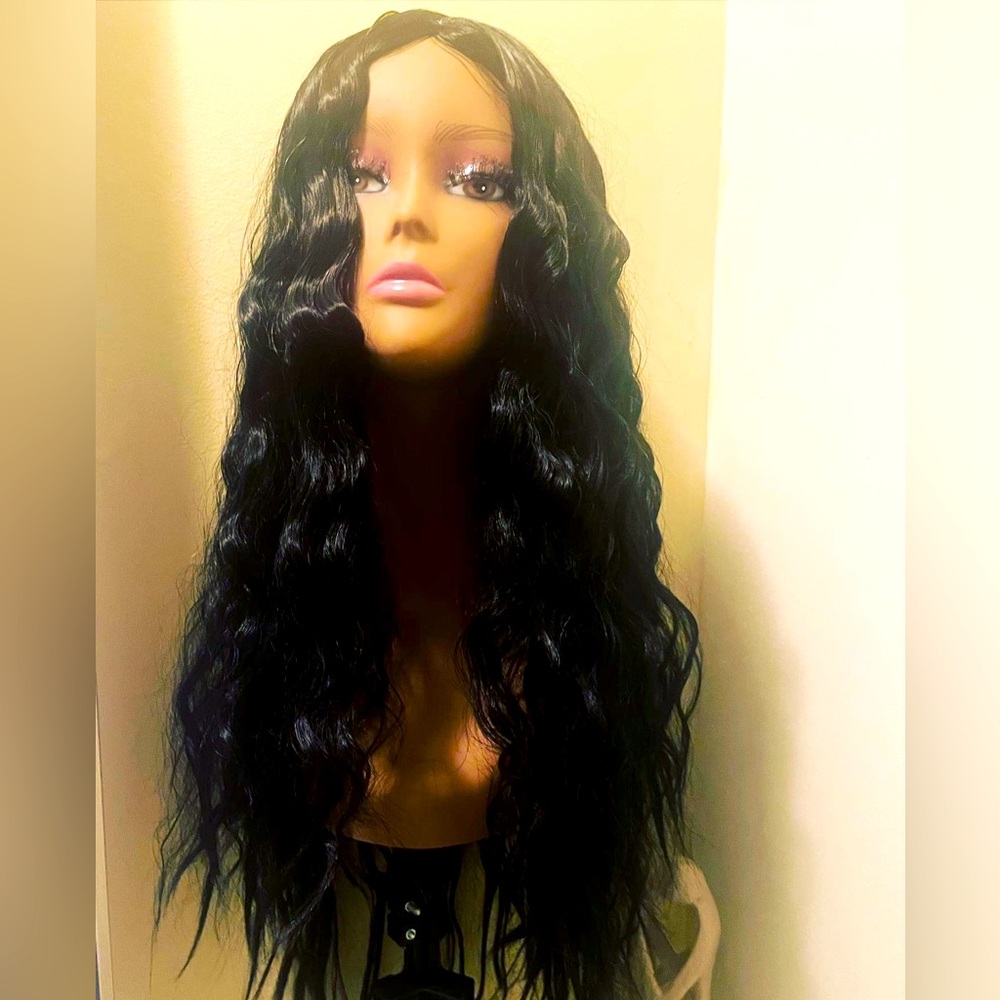 Black wet and wavy wig